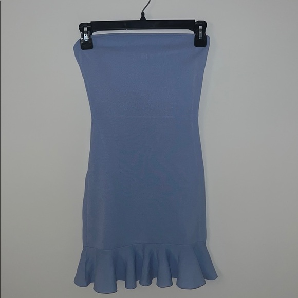 Zara Dresses & Skirts - Zara Elegant Blue Ruffle Hem Skirt